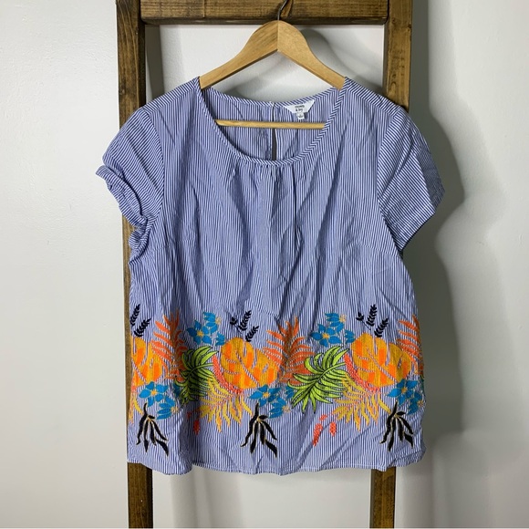 Crown & Ivy Striped Blue Embroidered Women's Top L - Picture 1 of 4